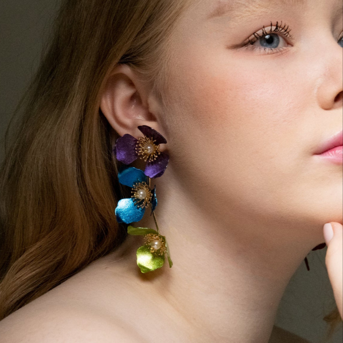 Triple Apple Flower Stud Earrings - Rainbow