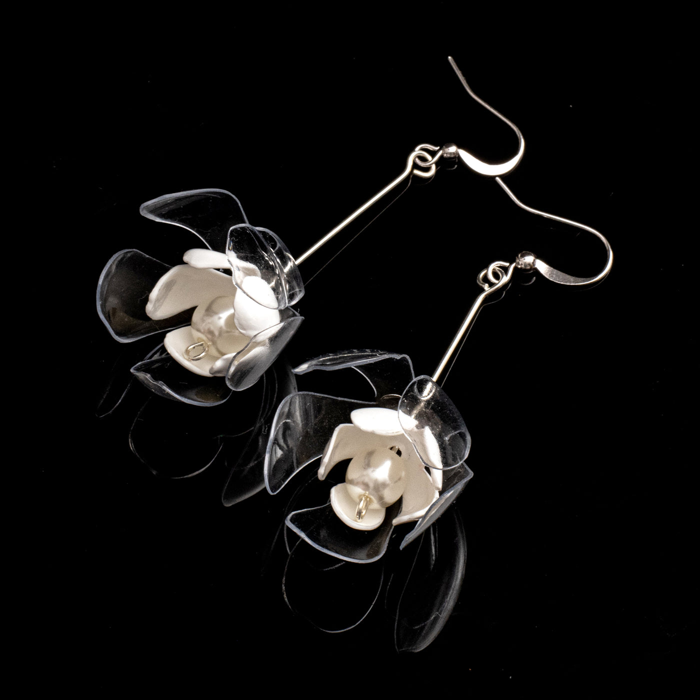 Clear & Black Double-flower Earrings