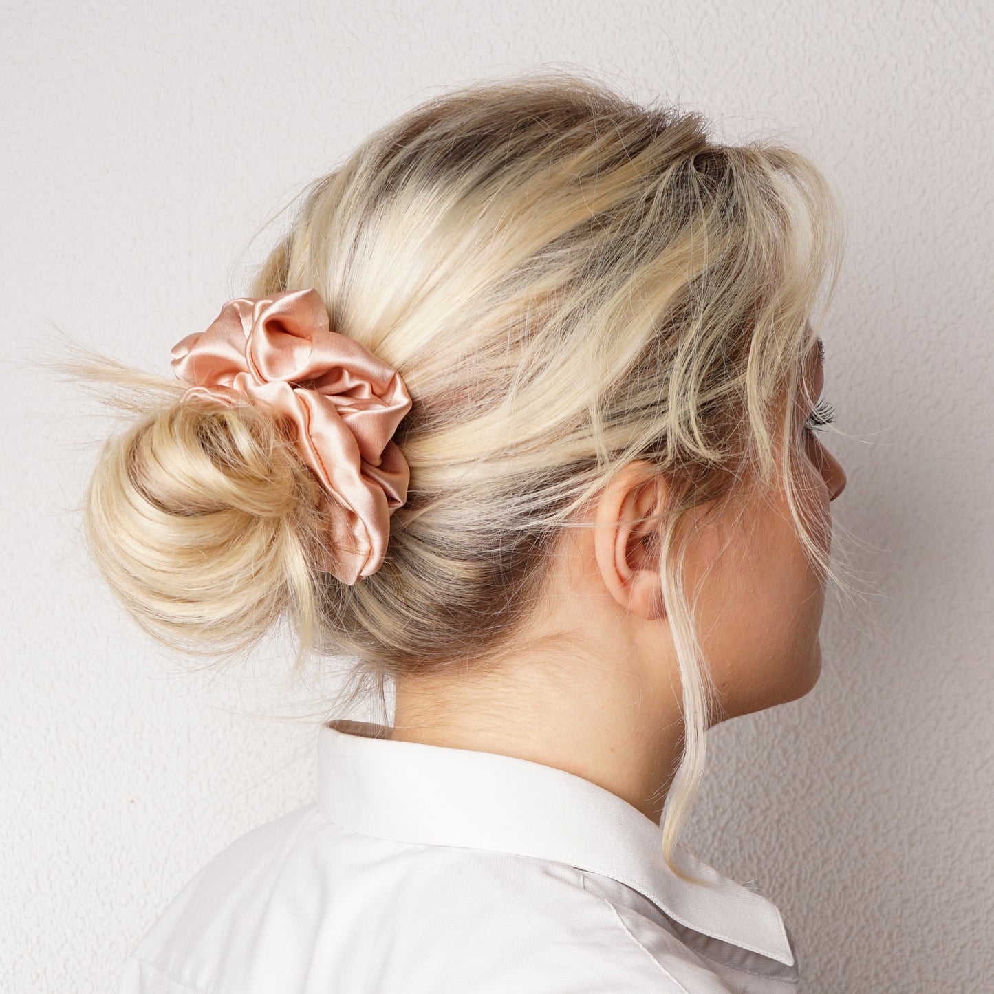 Mulberry Silk Scrunchie - Pink