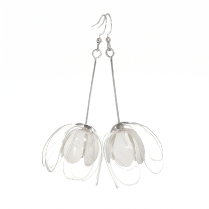 Clear & Blanc Double-Flower Earrings
