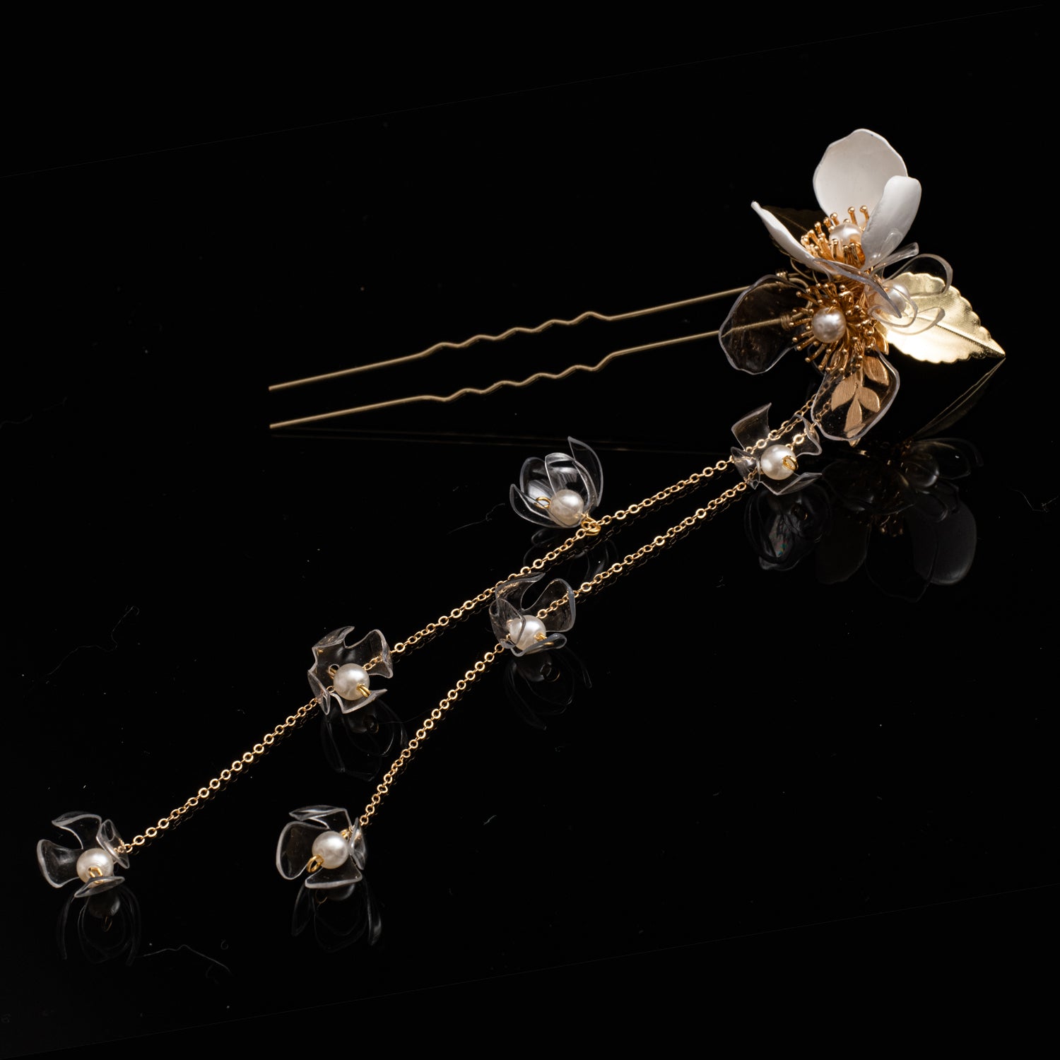 elegant floral kanzashi hairpin