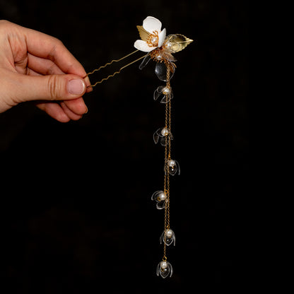 elegant floral kanzashi hairpin